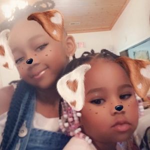 Meet your Posher, Angelica